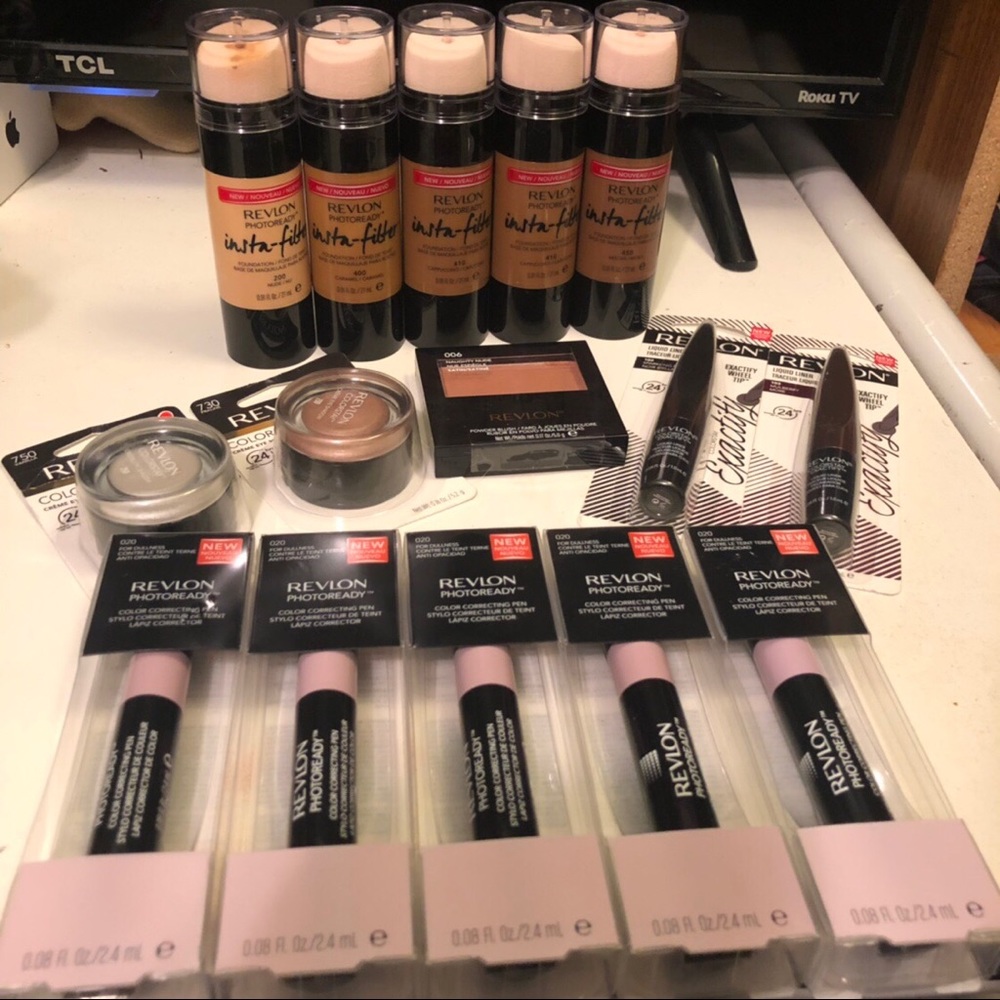 Revlon Colorstay Beauty BUNDLE! Lot for cheap! NEW